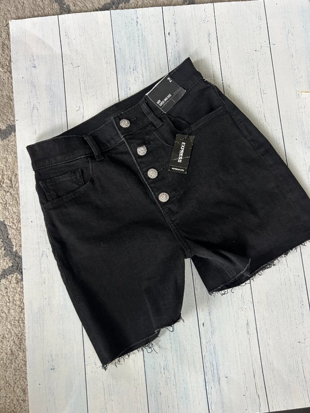 nwt EXPRESS RHINESTONE BUTTON midi super high rise jean shorts 2